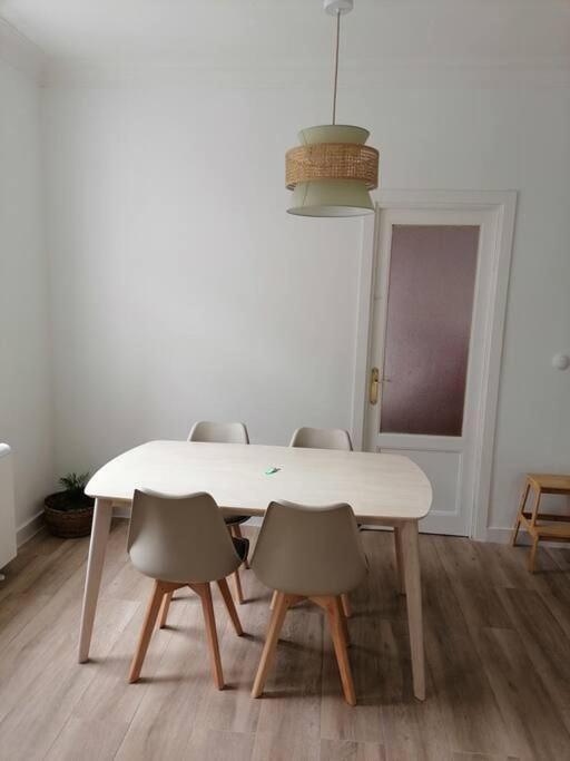 Apartamento Completamente Equipado Centro แฟร์โรล ภายนอก รูปภาพ