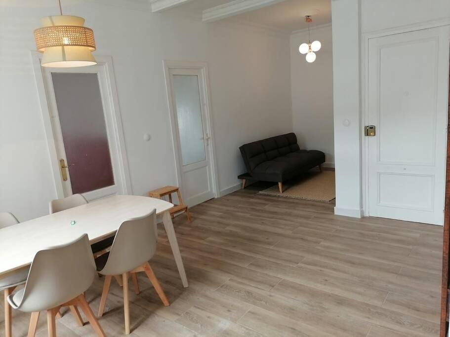 Apartamento Completamente Equipado Centro แฟร์โรล ภายนอก รูปภาพ